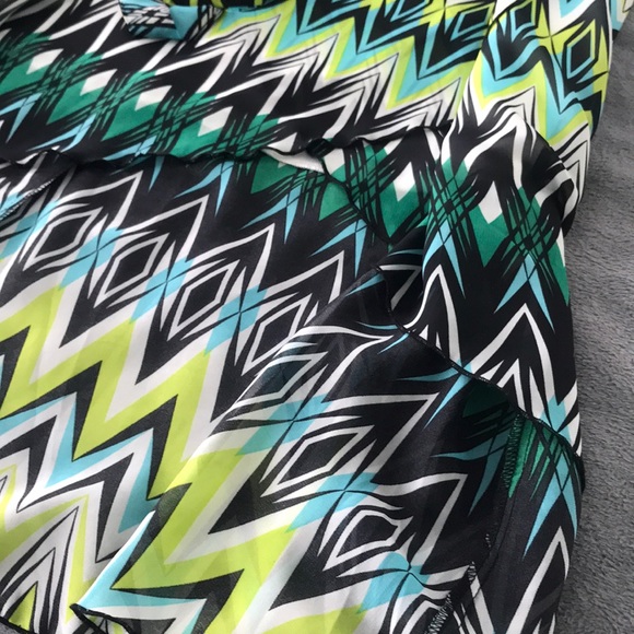 Hi-Lo Mid-length Dress - Picture 3 of 6